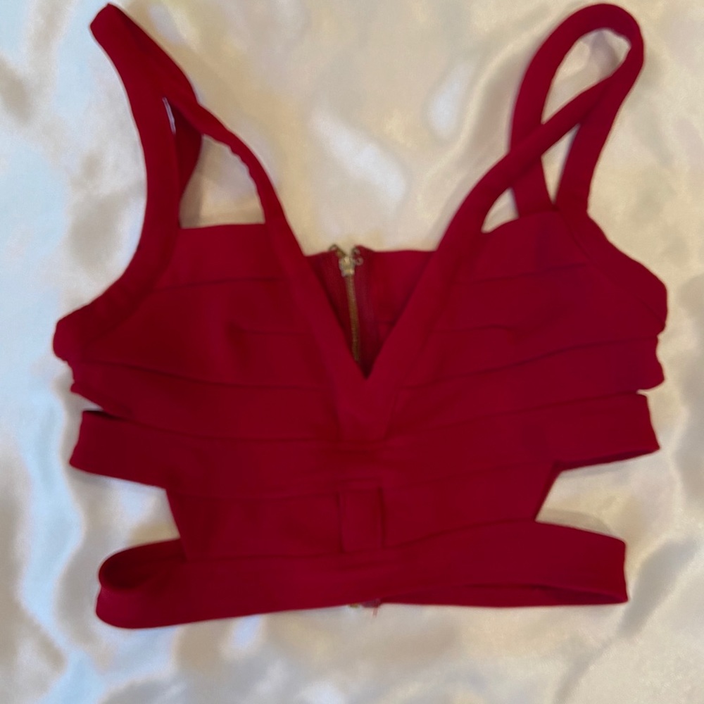 Tobi Crop Top